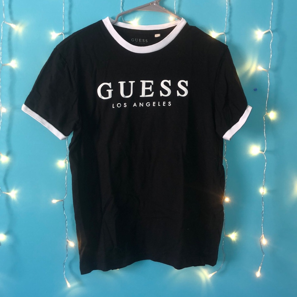 black Guess t-shirt